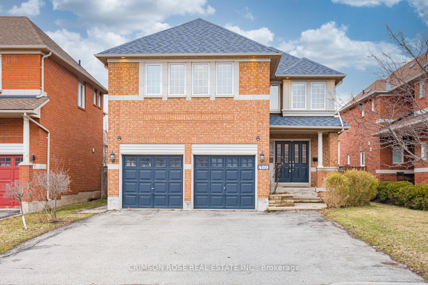 489 Ravineview Way, Oakville, ON L6H 6T1