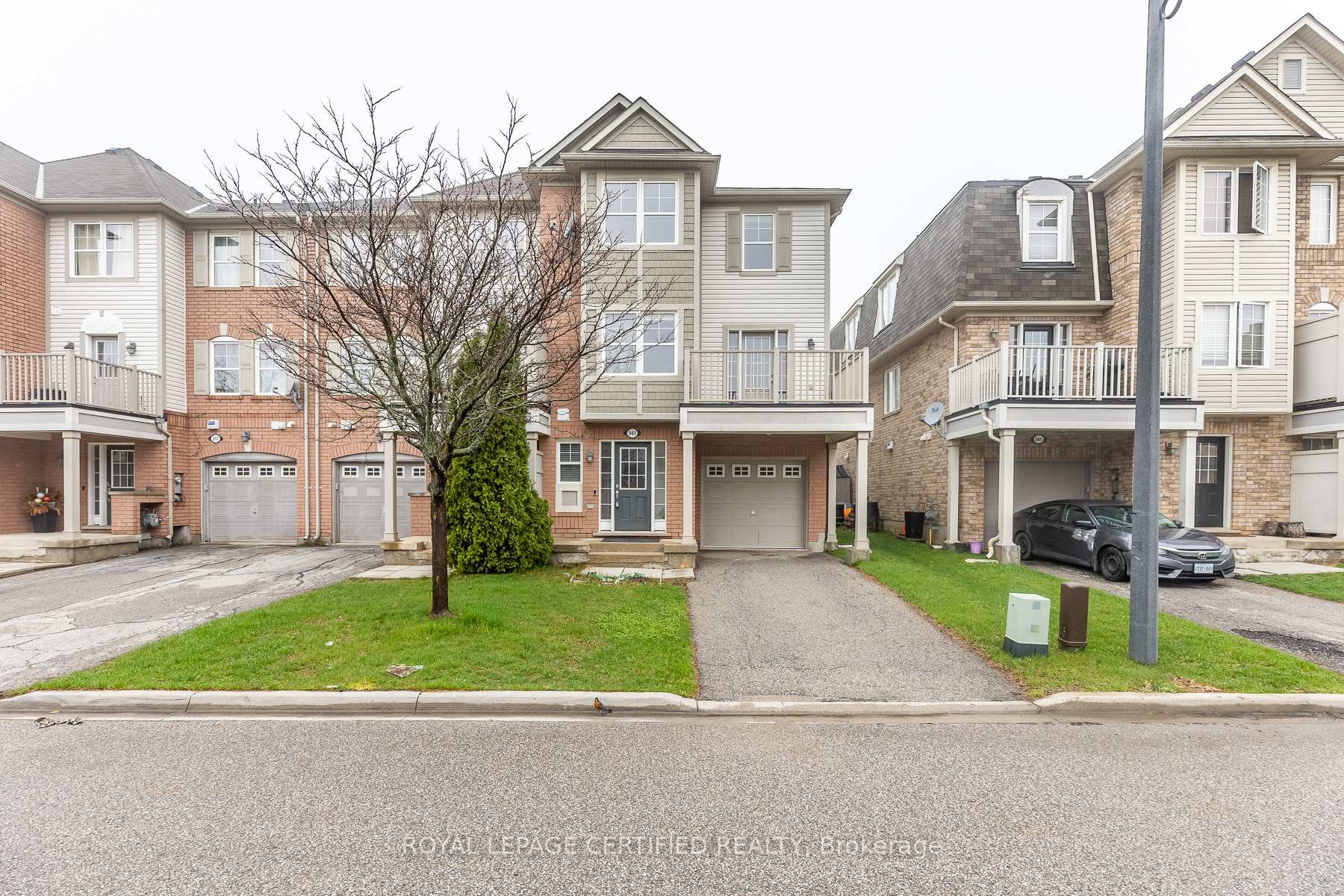 561 Speyer Circle, Milton, ON L9T 0Y1