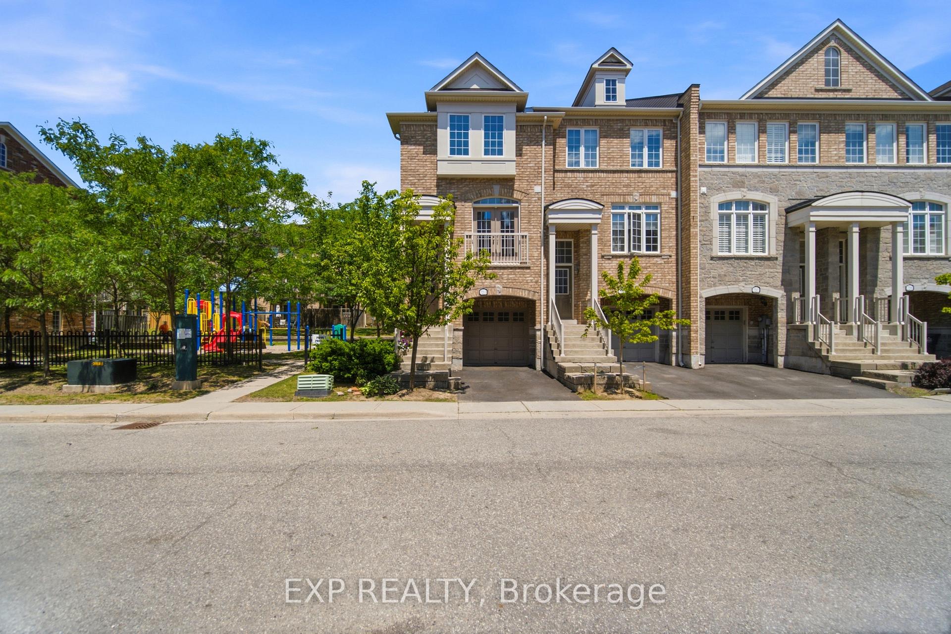 7211 Triumph Lane, Mississauga, ON L5N 0C5