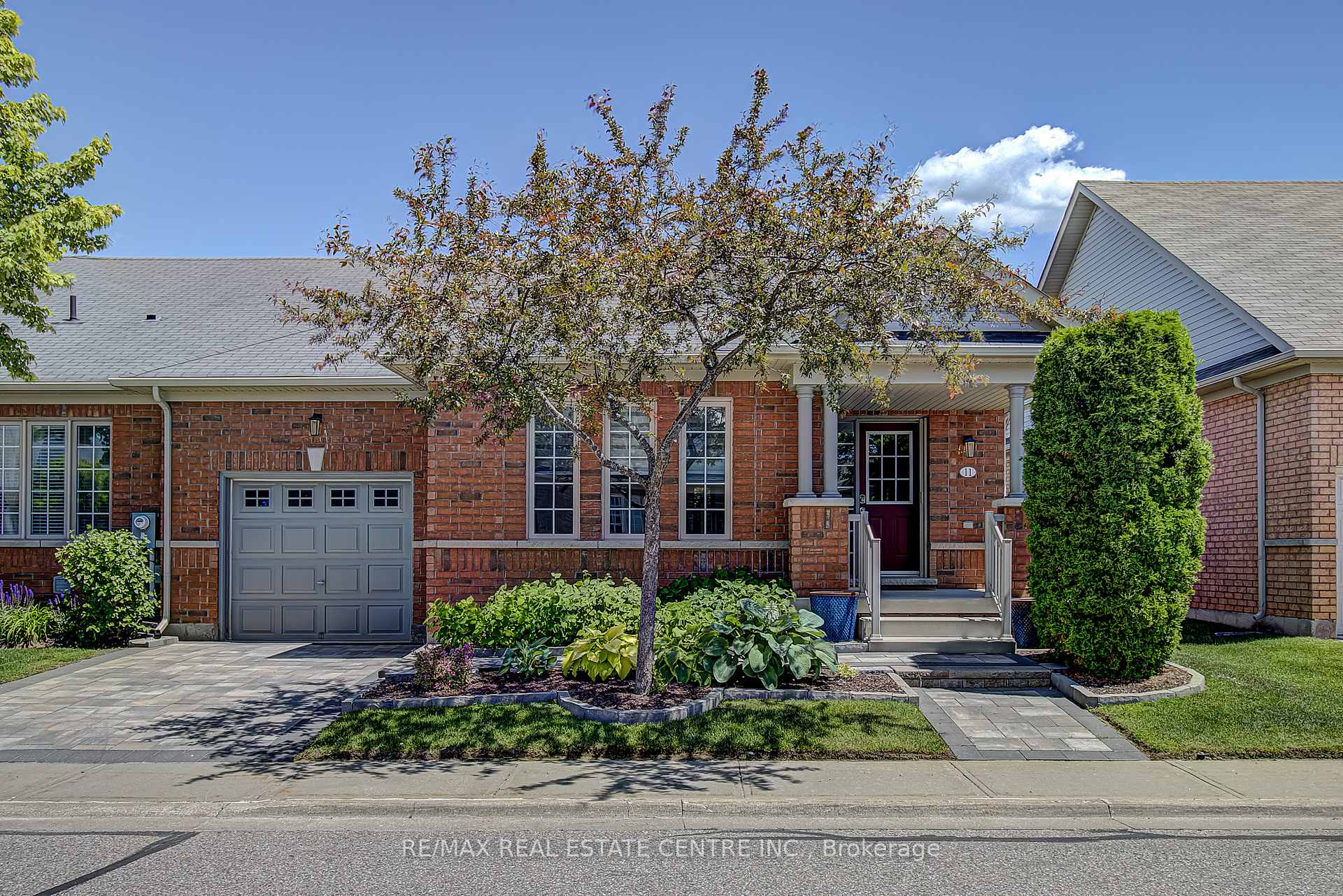 11 Fairvalley Street, Brampton, ON L6R 0W2