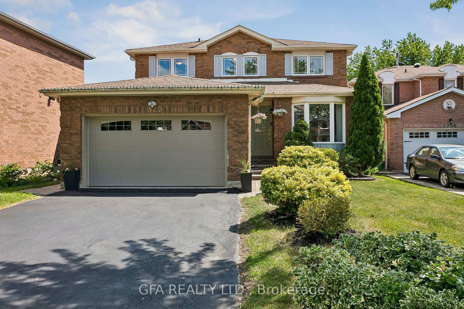 3220 Turnstone Crescent, Mississauga, ON L5L 5L4