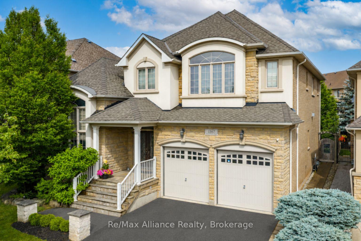 1367 Arrowhead Road, Oakville, ON L6H 0C5
