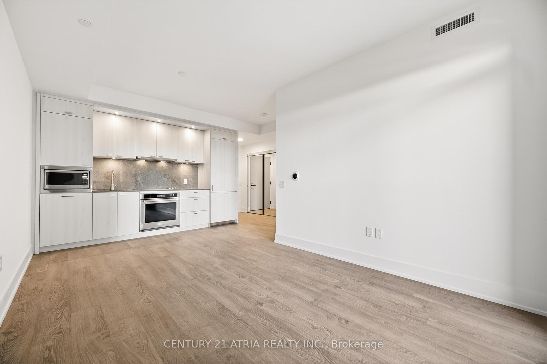 858 Dupont Street 532, Toronto W02, ON M6G 0C1