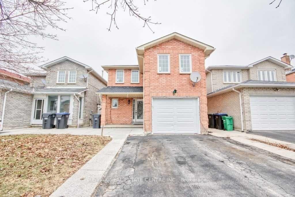 52 Fallen Oak Court, Brampton, ON L6Y 3T4