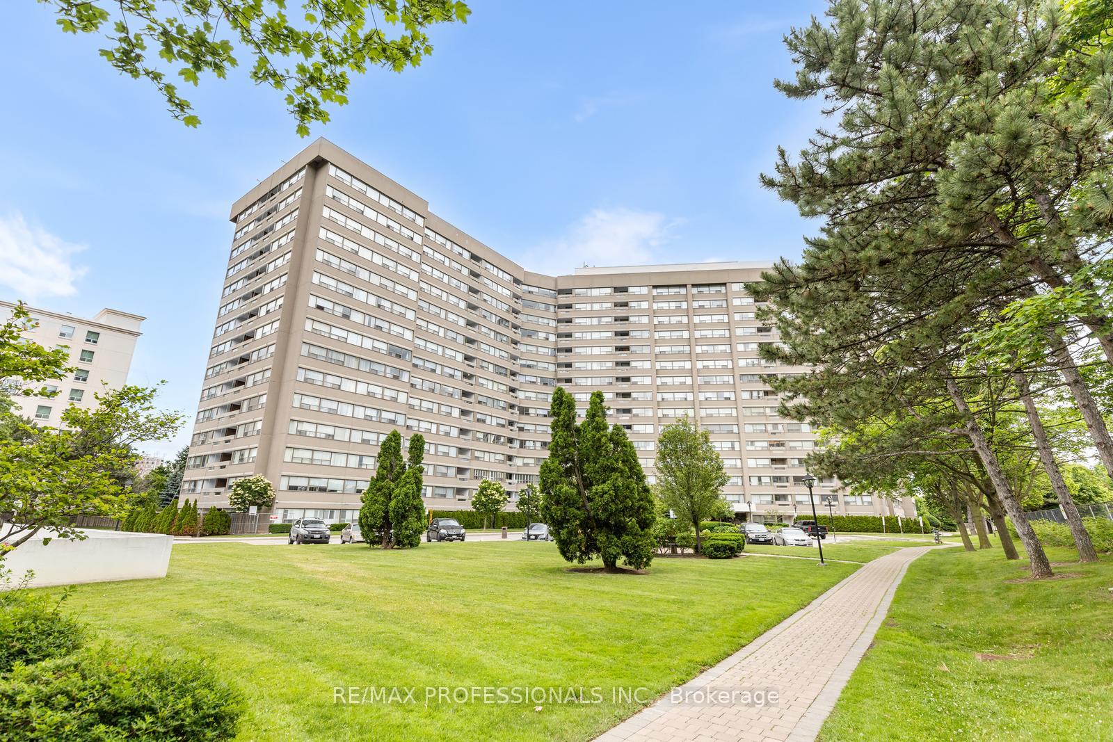 475 The West Mall N/A 406, Toronto W08, ON M9C 4Z3