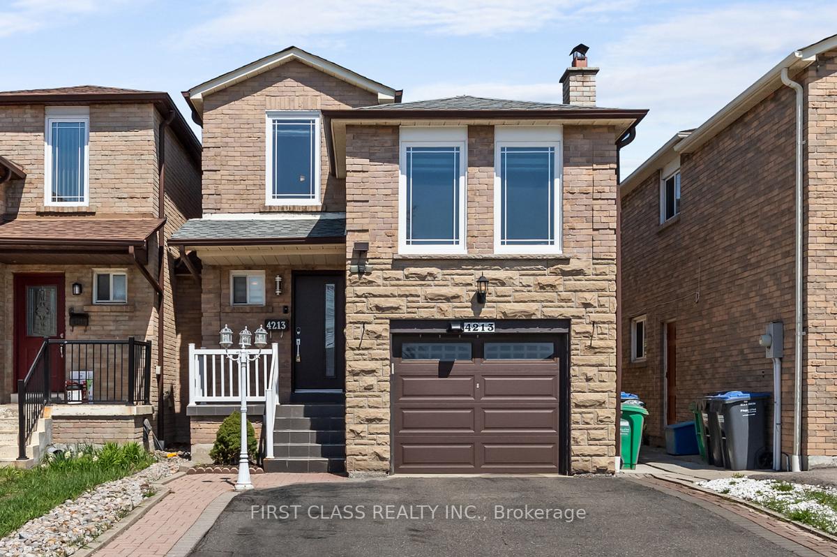4213 Beacon Lane, Mississauga, ON L5C 3V8
