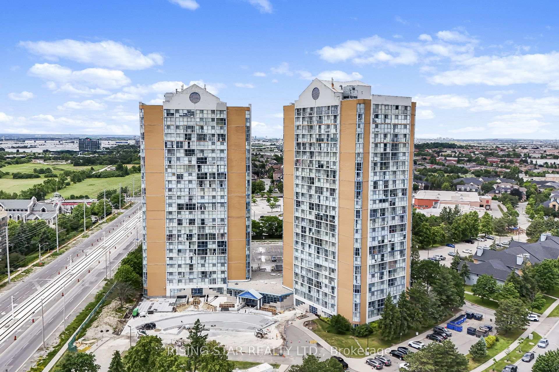 35 Trailwood Drive 311, Mississauga, ON L4Z 3L6