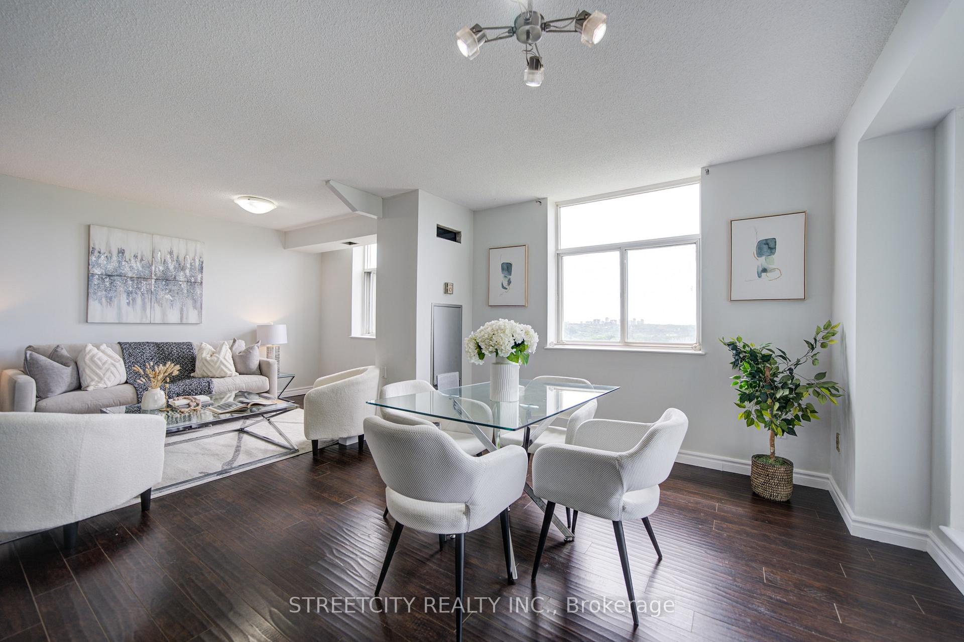 3559 Eglinton Avenue W 1311, Toronto W04, ON M6M 5C6