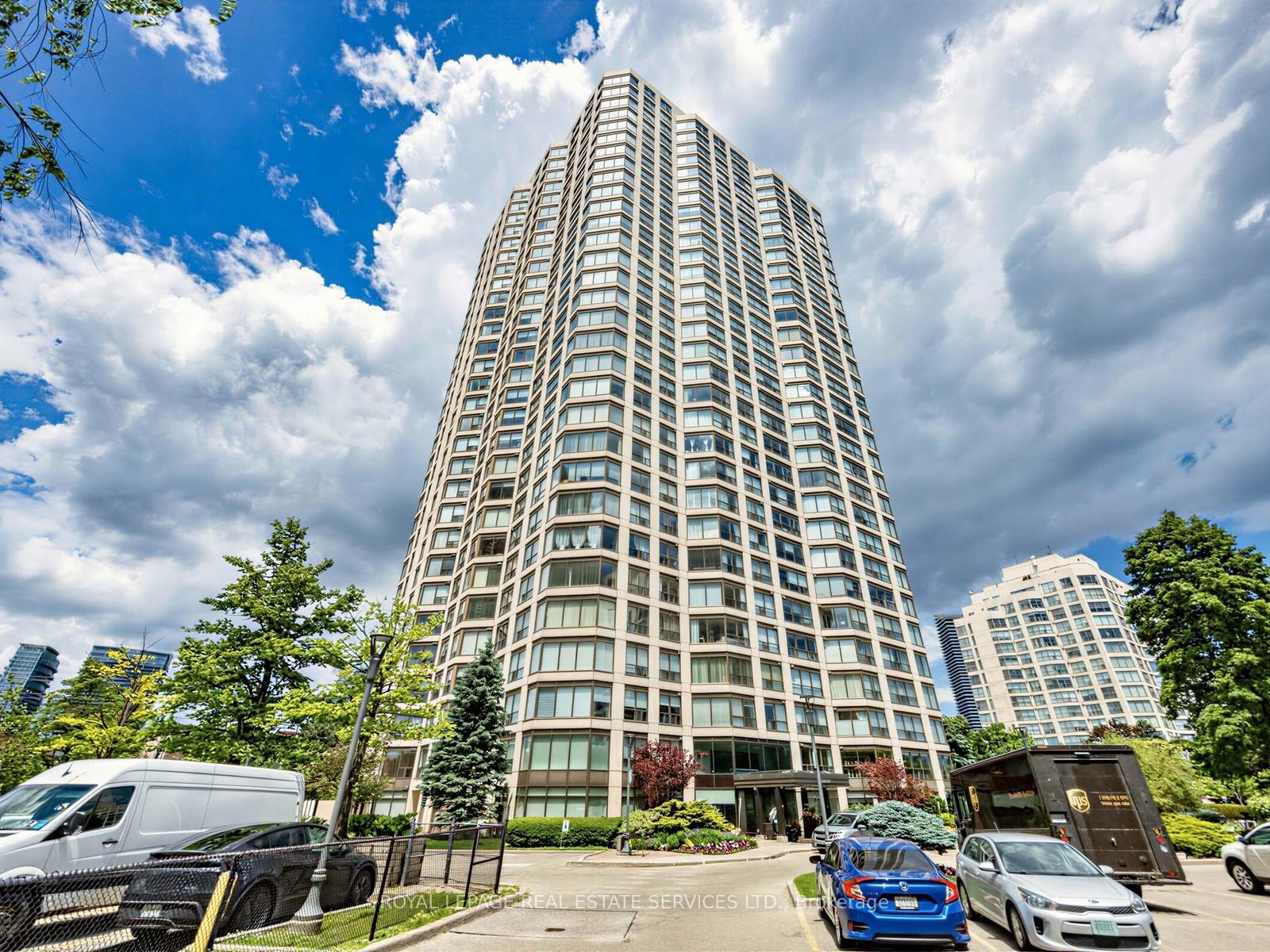 2269 Lake Shore Boulevard W 3201, Toronto W06, ON M8V 3X6