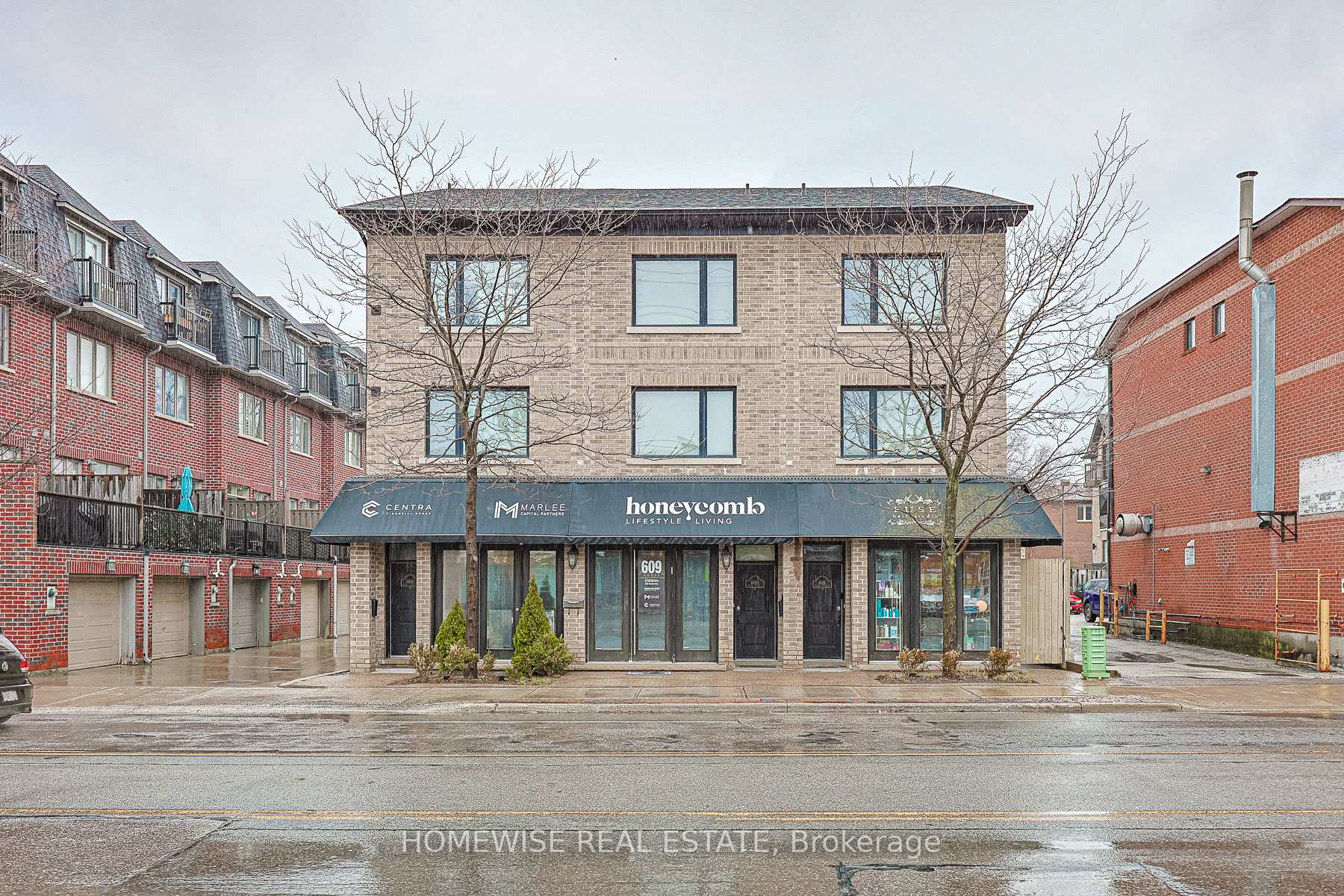 609 Marlee Avenue D, Toronto W04, ON M6B 3J6
