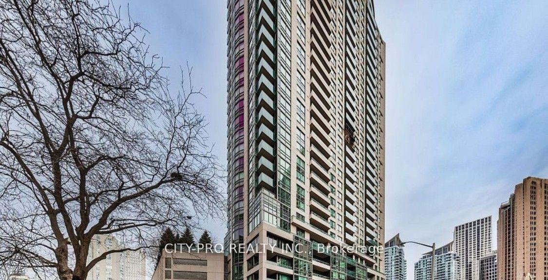 208 Enfield Place 3707, Mississauga, ON L5B 0G8