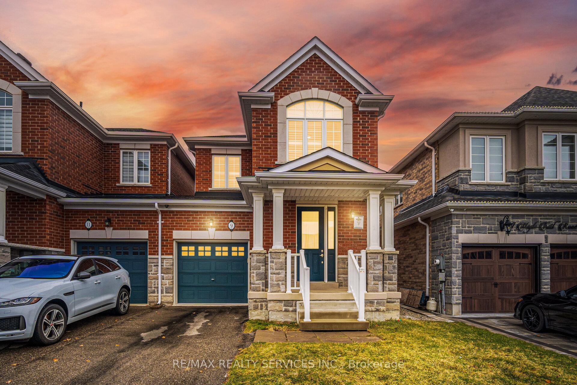 9 Maple Trail Road, Caledon, ON L7C 3Z3