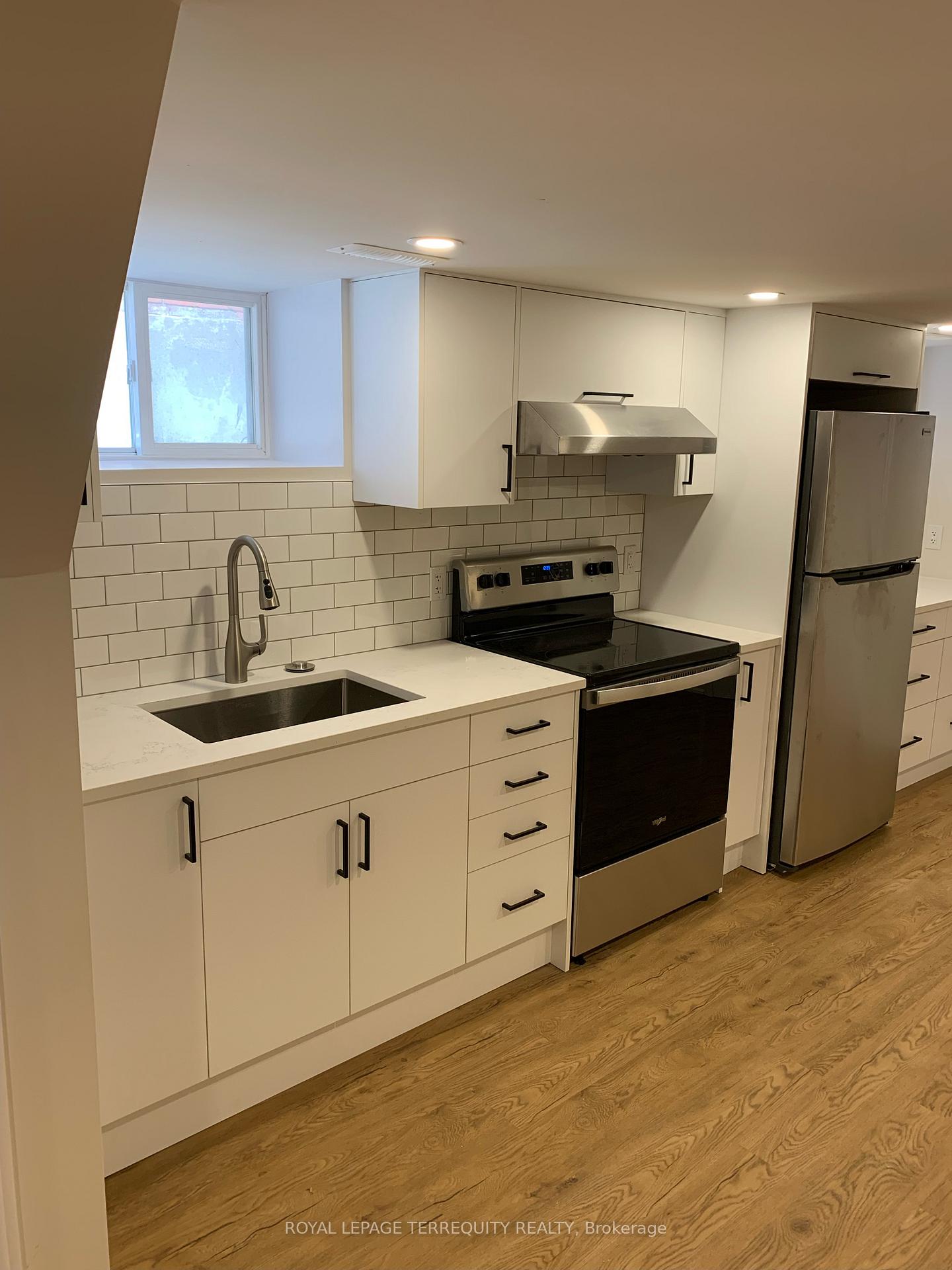 1527 Dufferin Street Lower, Toronto W03, ON M6H 3L5