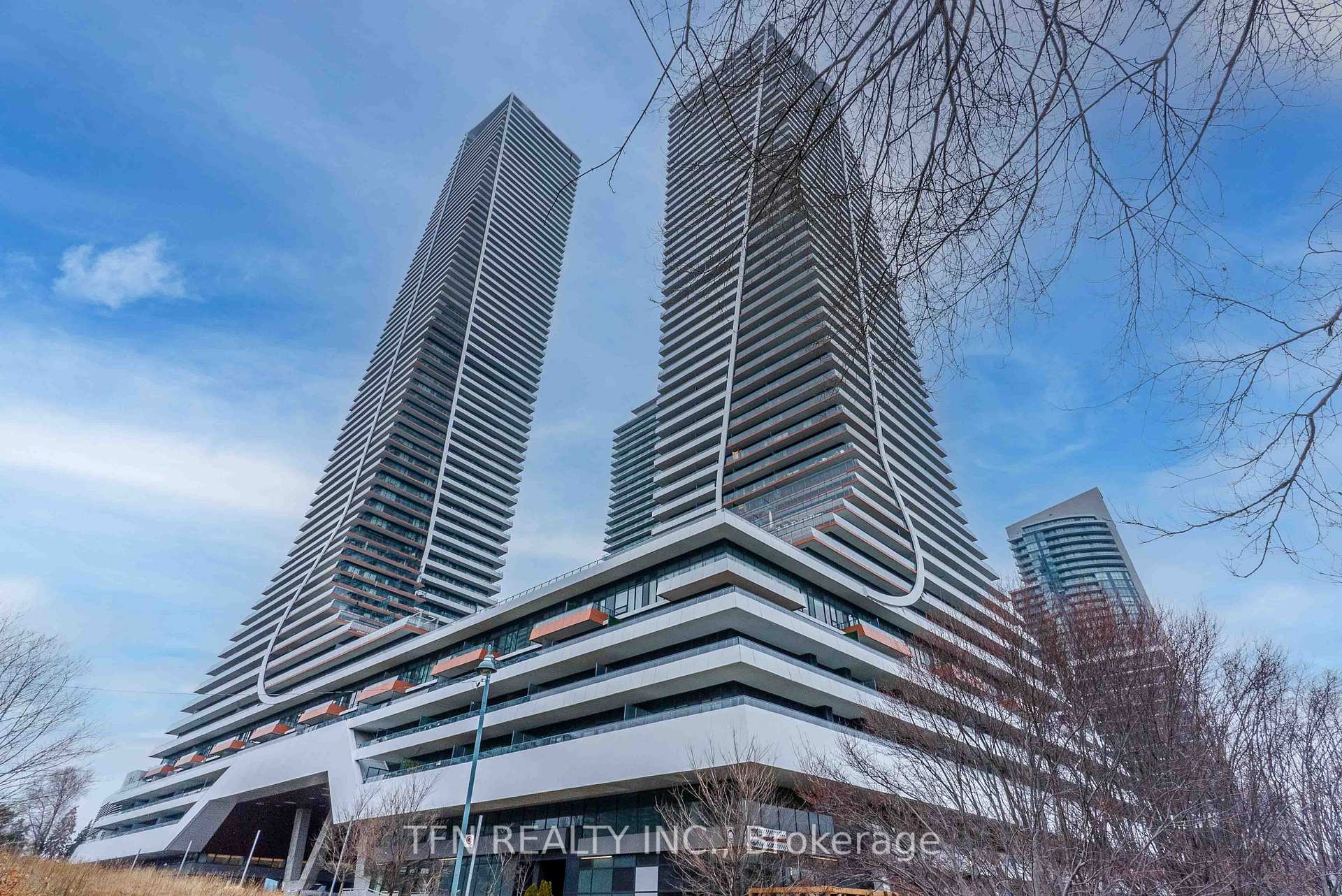 20 Shore Breeze Drive S 3107, Toronto W06, ON M8V 0C7