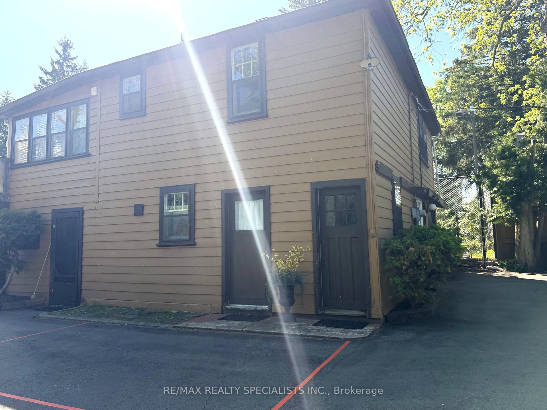 1190 Clarkson Road, Mississauga, ON L5J 2W2