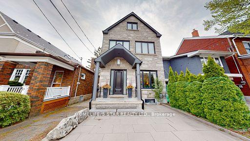 24 Kennedy Avenue, Toronto W01, ON M6S 2X5