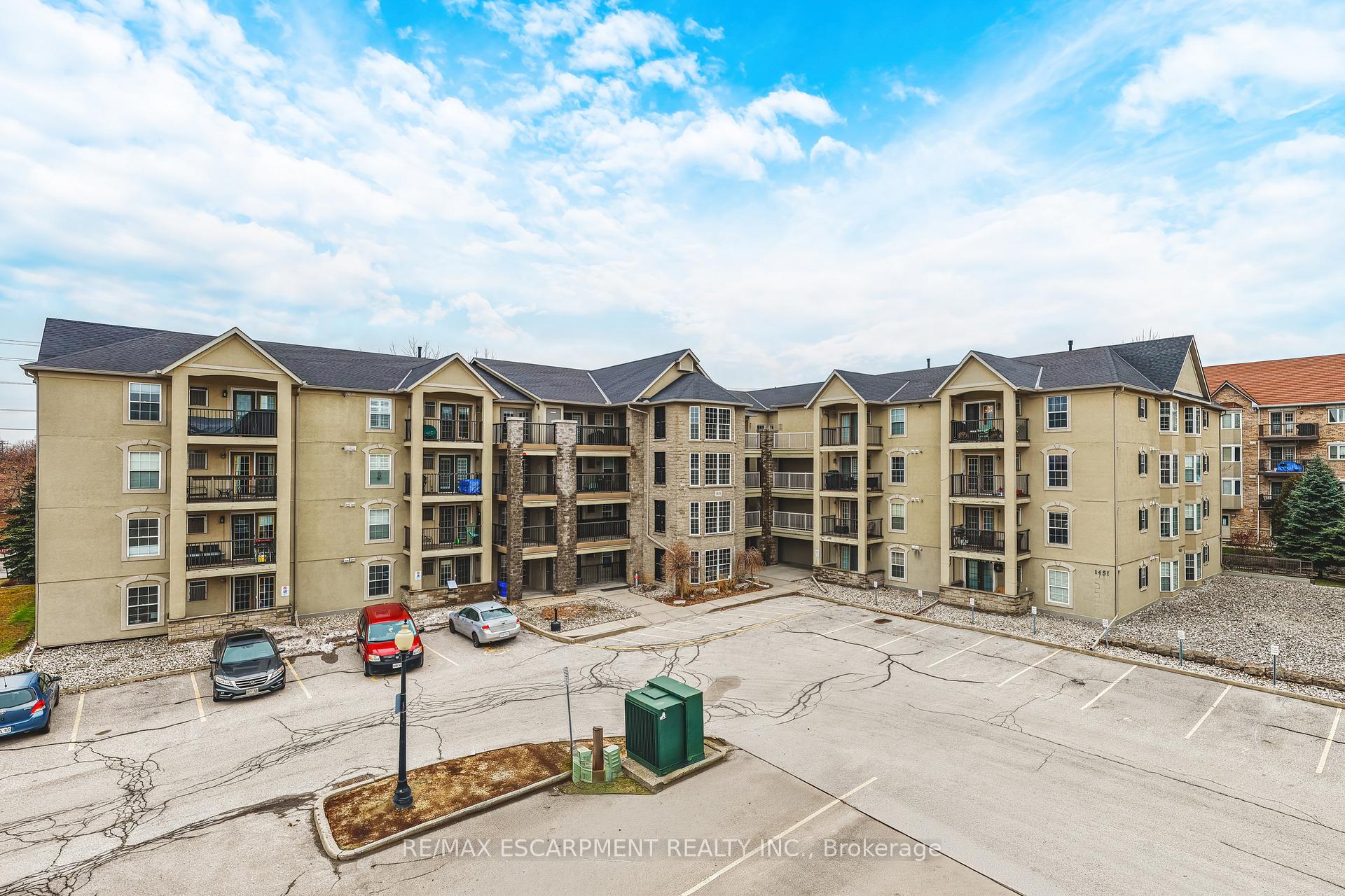 1451 Walkers Line 313, Burlington, ON L7M 4P1