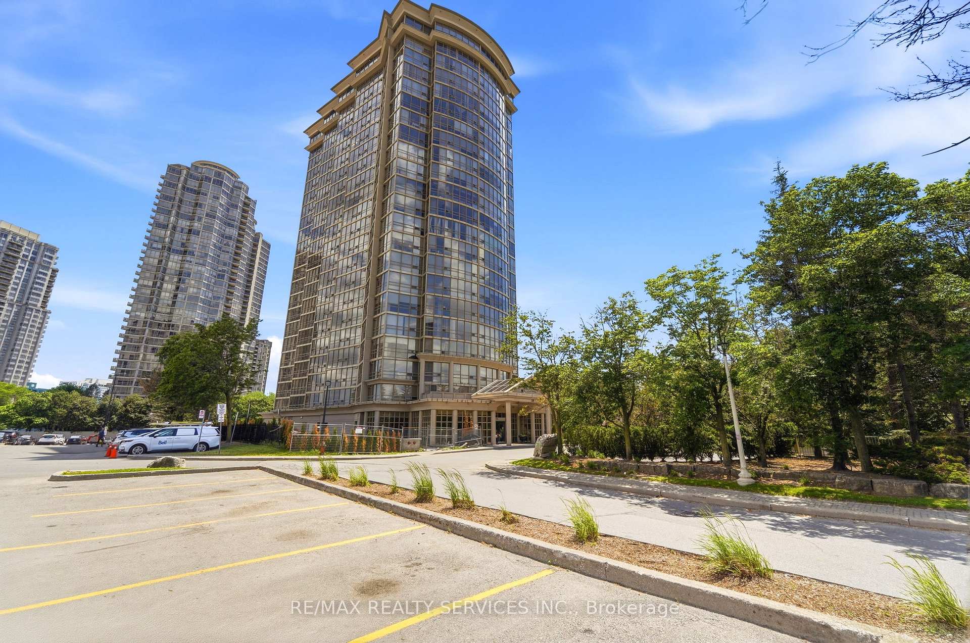 50 Eglinton Avenue W 2007, Mississauga, ON L5R 3P5