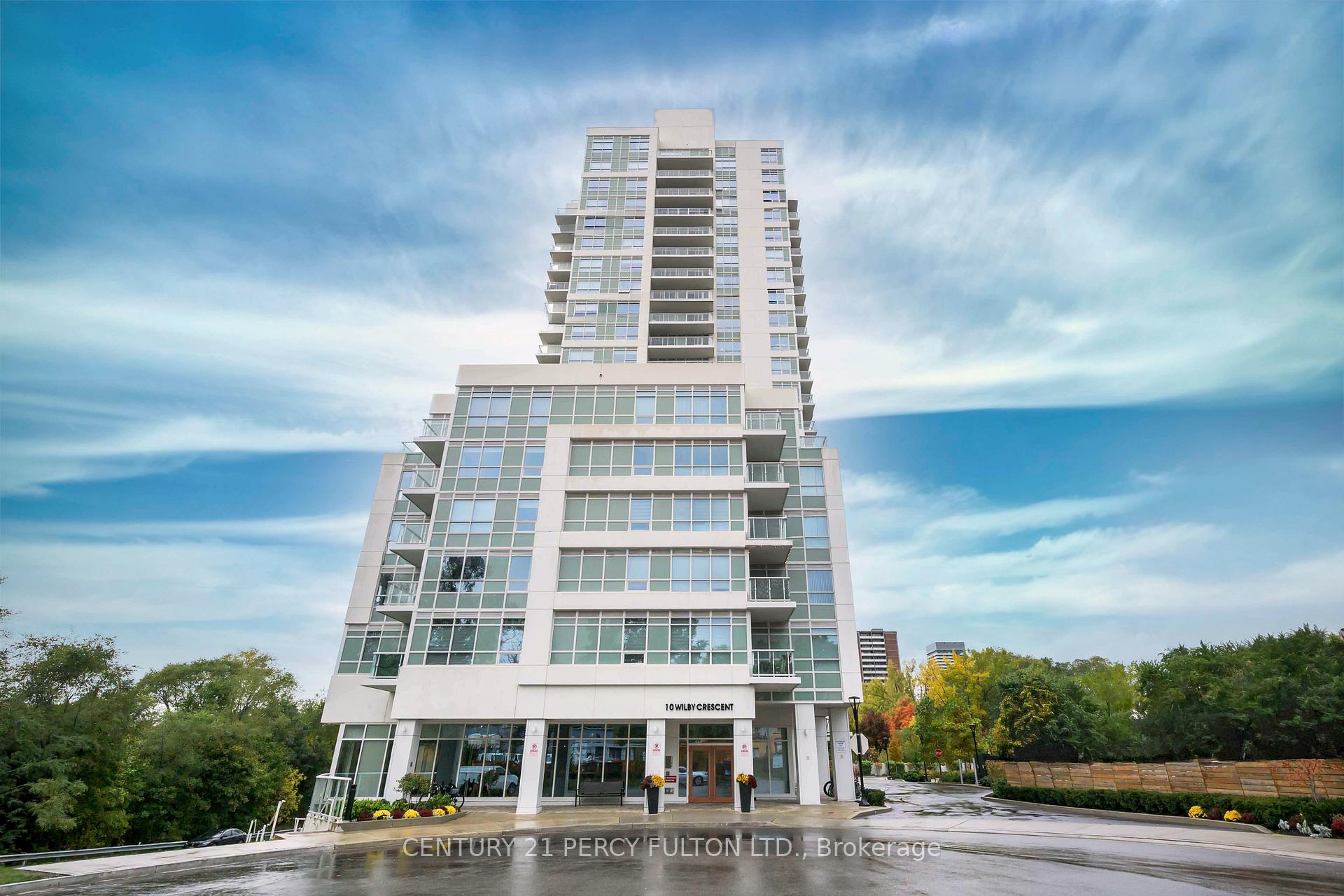 10 Wilby Crescent 1704, Toronto W04, ON M9N 1E5