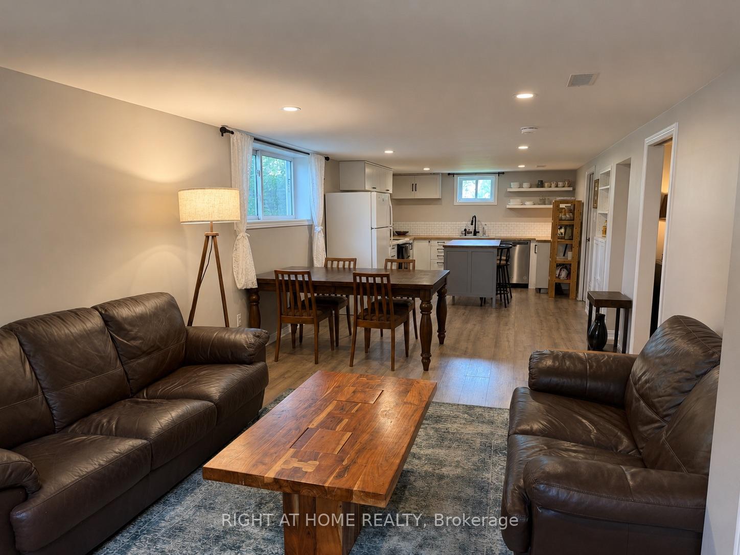 48 Langstone Crescent BSMT, Halton Hills, ON L7G 4N3