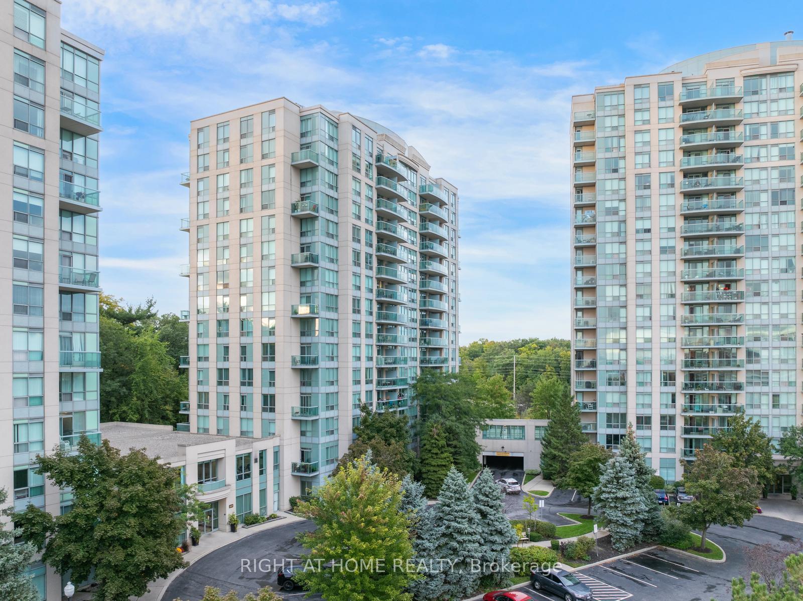 2565 Erin Centre Boulevard 1509, Mississauga, ON L5M 6Z8