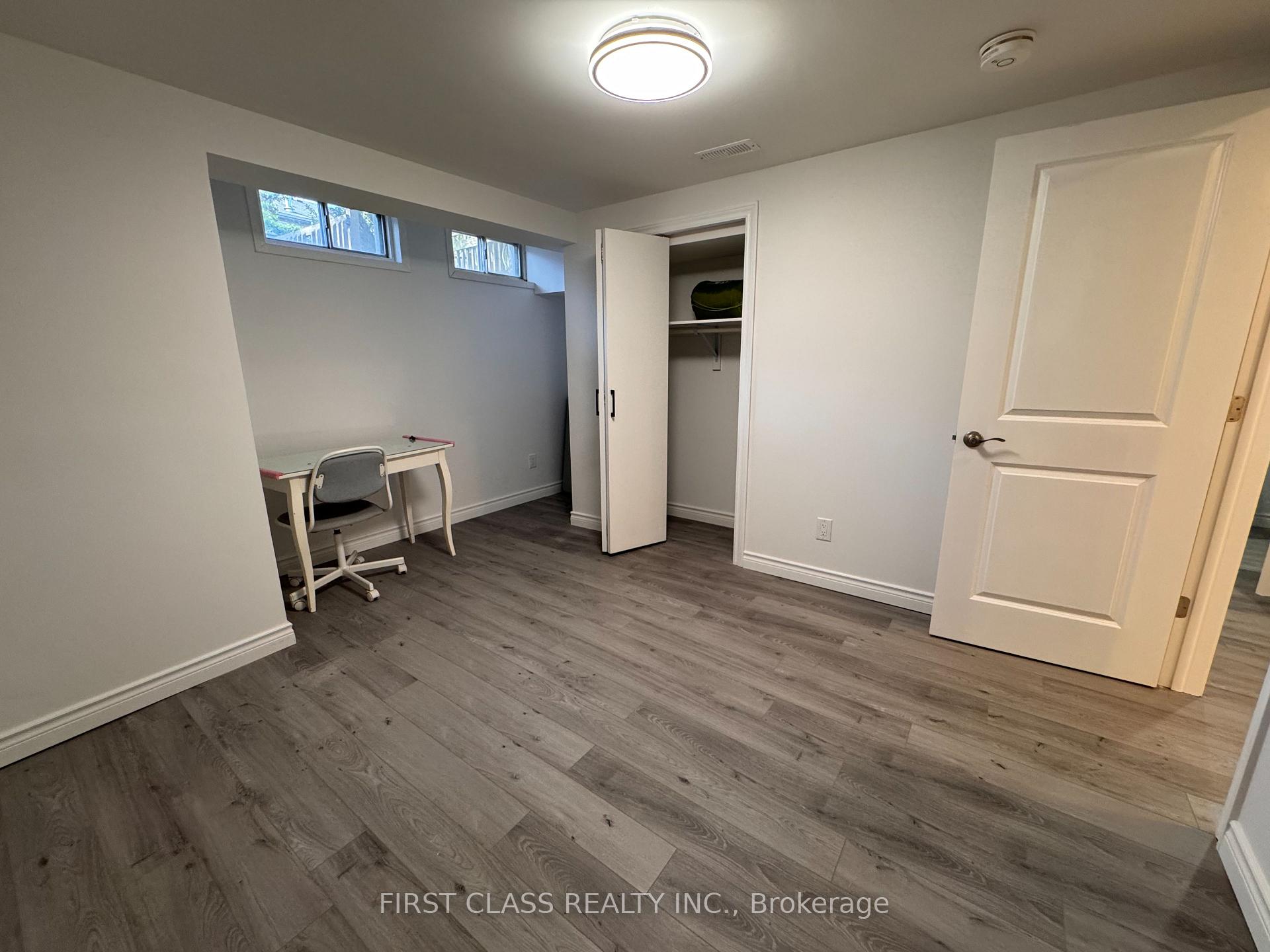2793 Lindholm Crescent, Mississauga, ON L5M 4P7