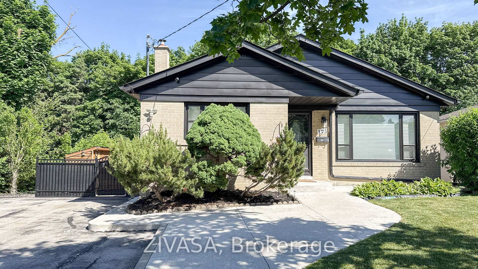 125 Jeffcoat Drive, Toronto W10, ON M9W 3B9