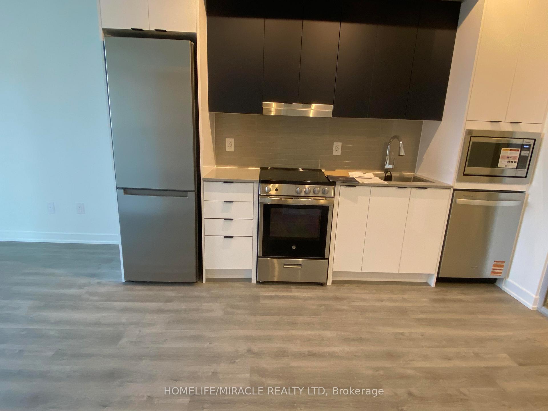5105 Hurontario Street 1706, Mississauga, ON L4Z 0C9