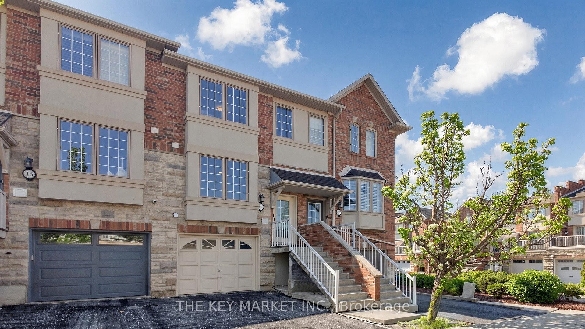 435 ENGLISH ROSE Lane 14, Oakville, ON L6H 7S9