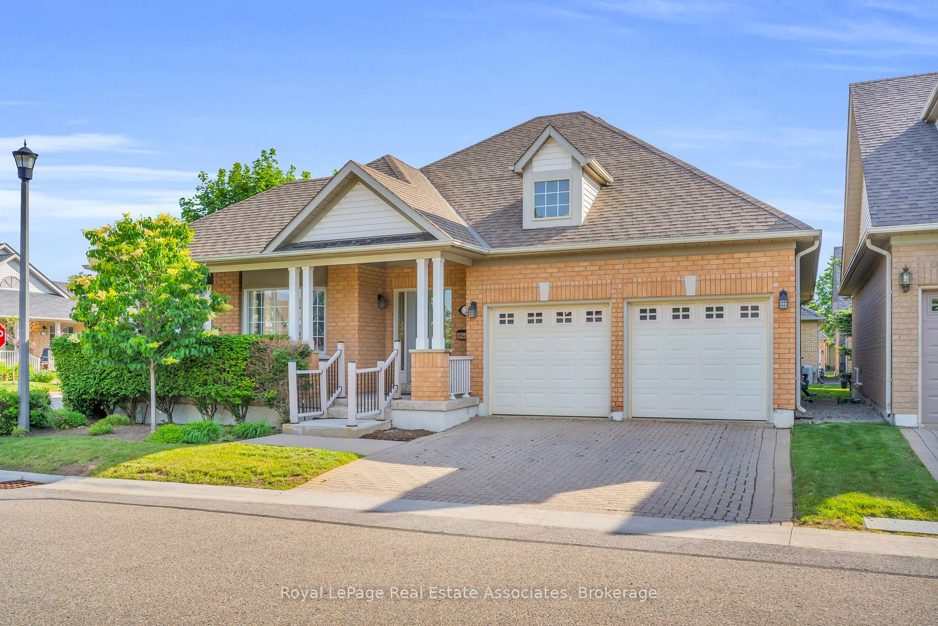 2 Larkdale Terrace 12, Brampton, ON L6R 1W5