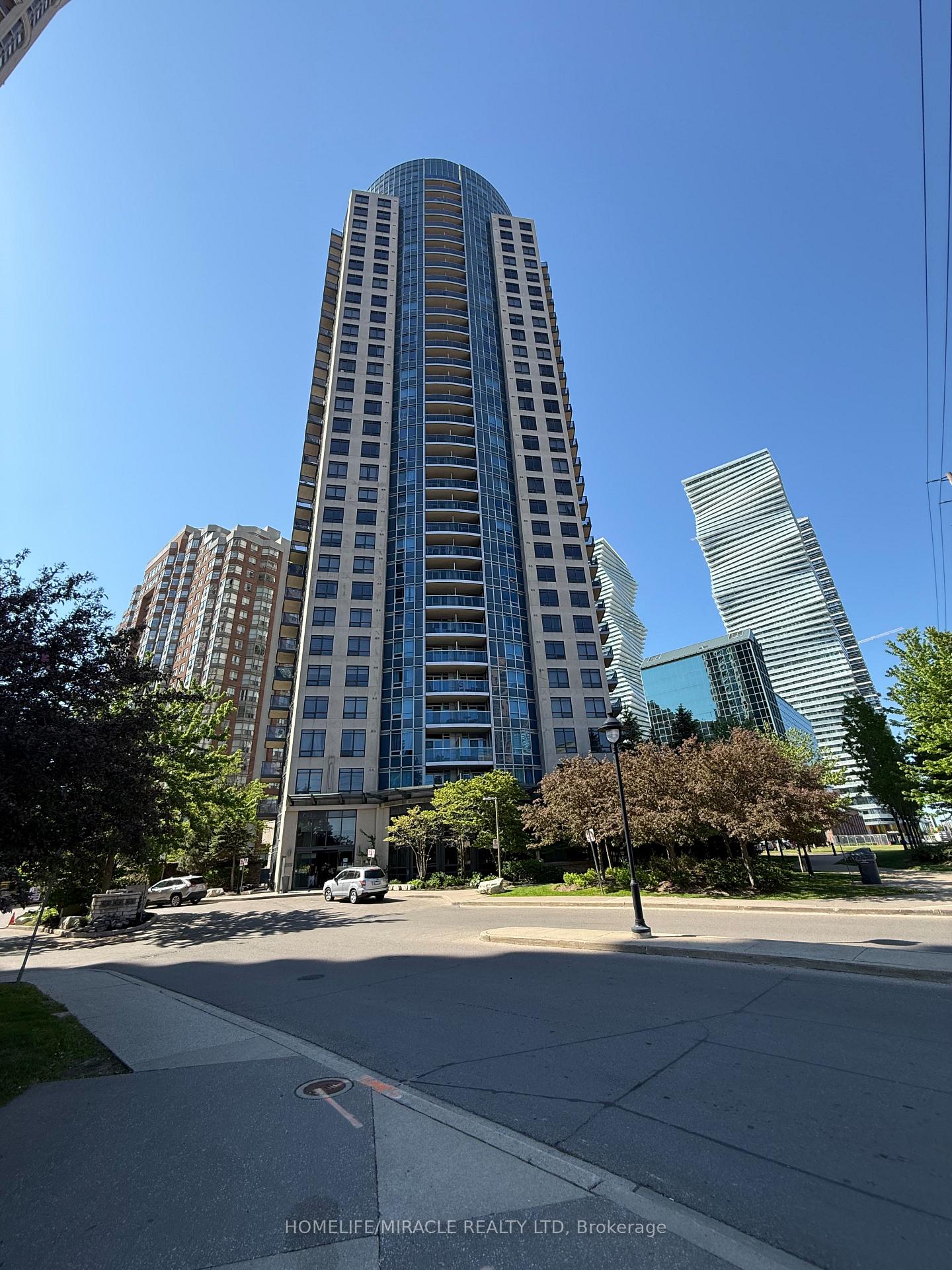 330 Burnhamthorpe Road W 1704, Mississauga, ON L5B 3Y5