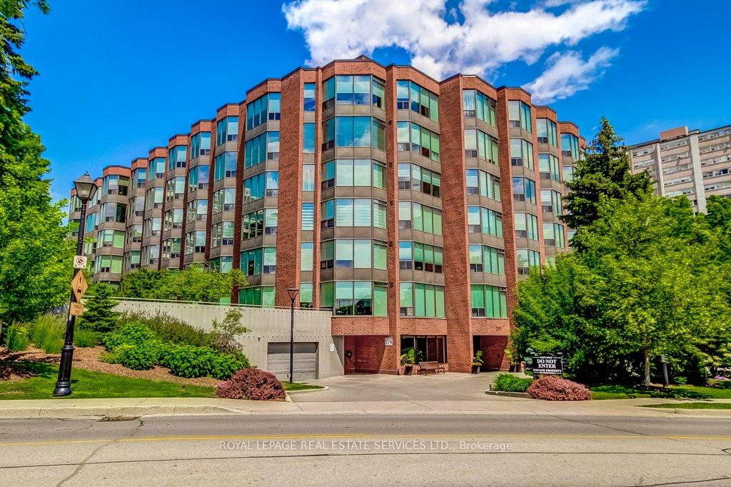 2121 Lakeshore Road 301, Burlington, ON L7R 1C9