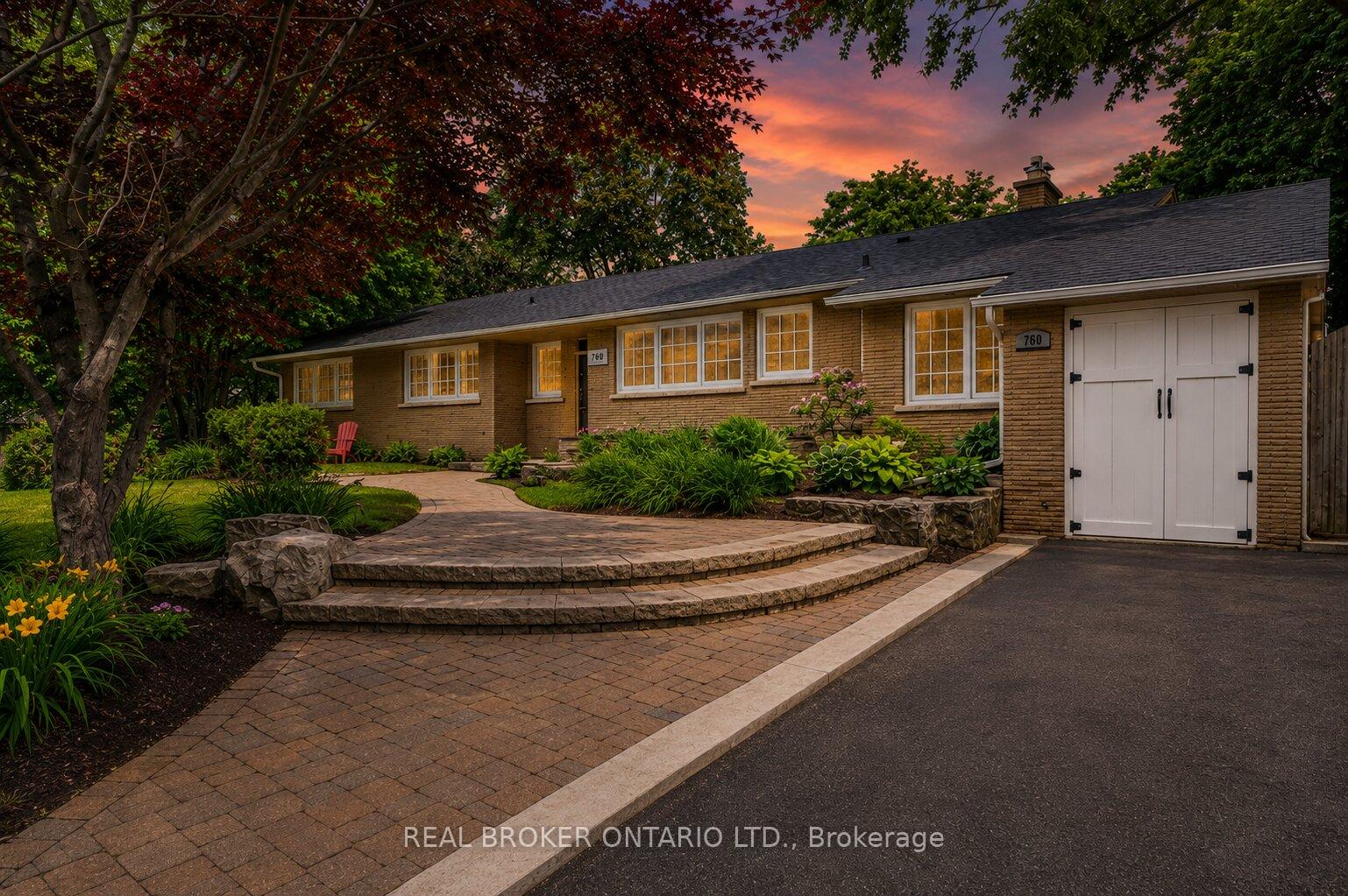 760 Kingsway Drive, Burlington, ON L7T 3H4