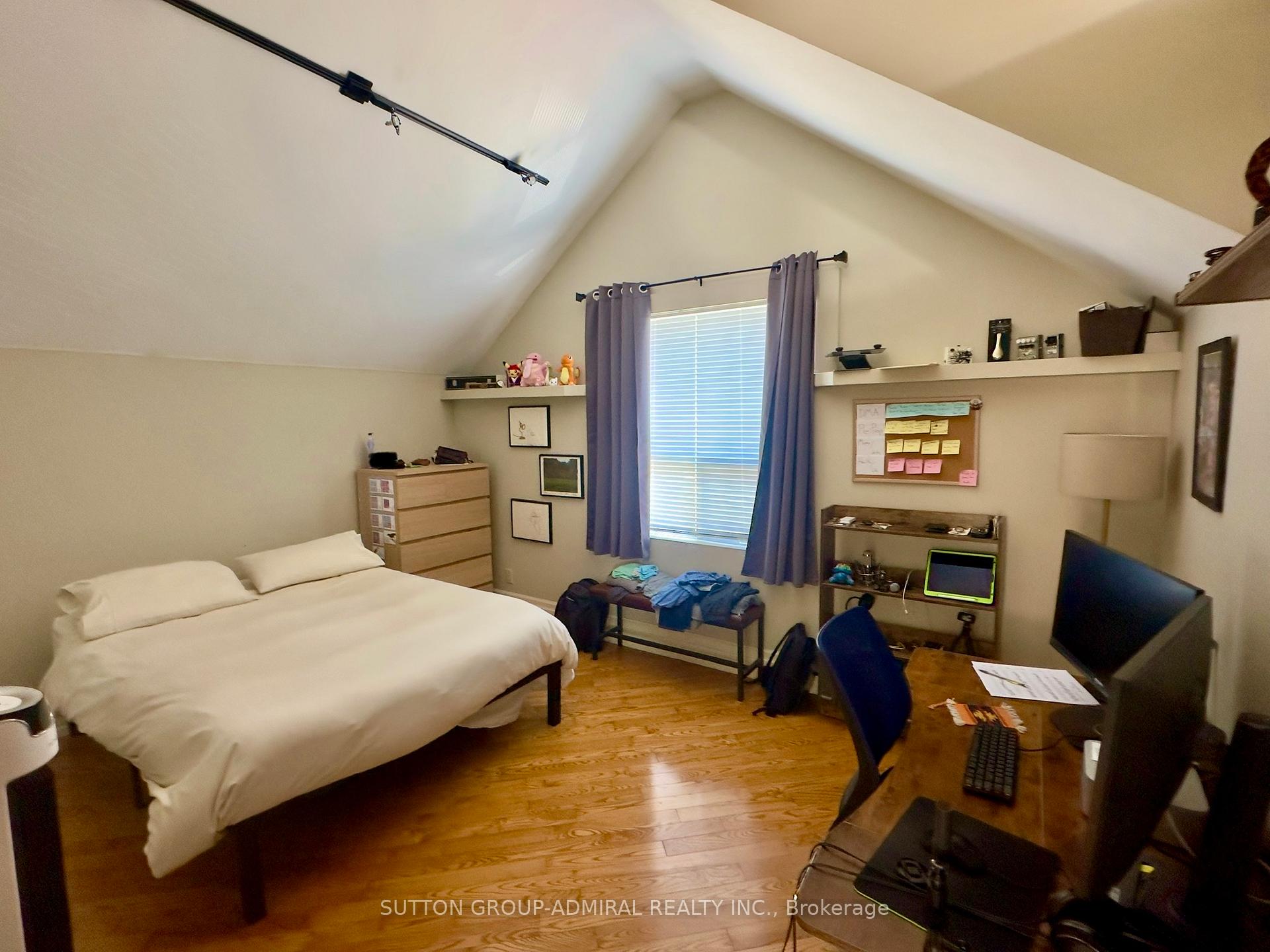 136 springhurst Avenue 8, Toronto W01, ON M6K 1C1