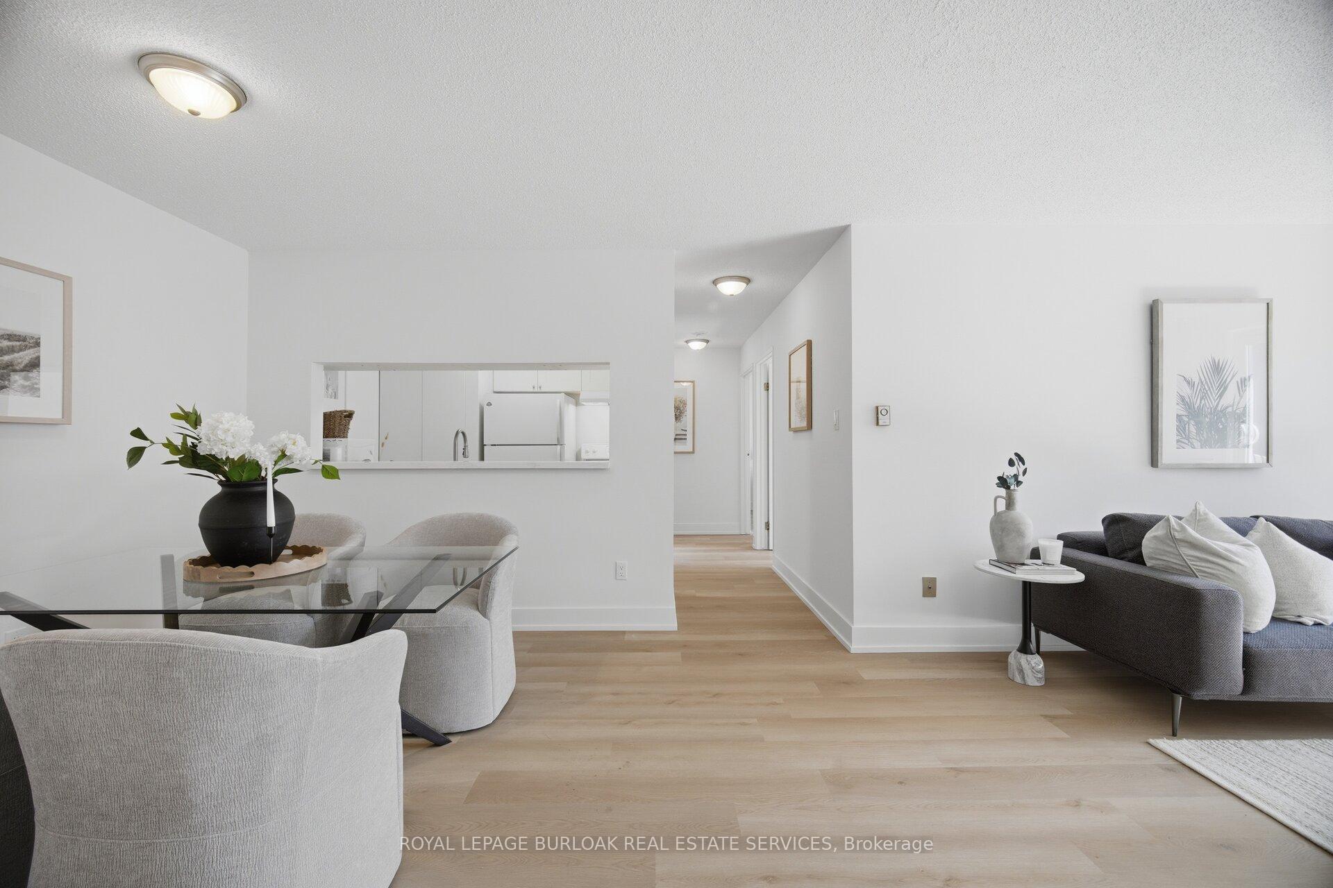 1450 Glen Abbey Gate 532, Oakville, ON L6M 2V7