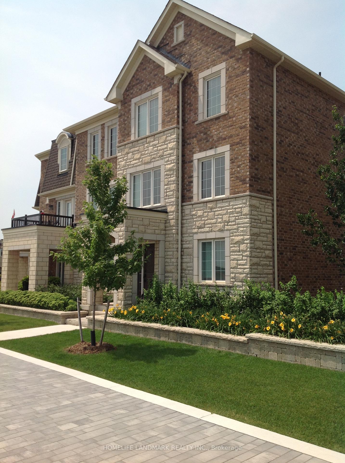 3045 George Savage Avenue 4, Oakville, ON L6M 4M2