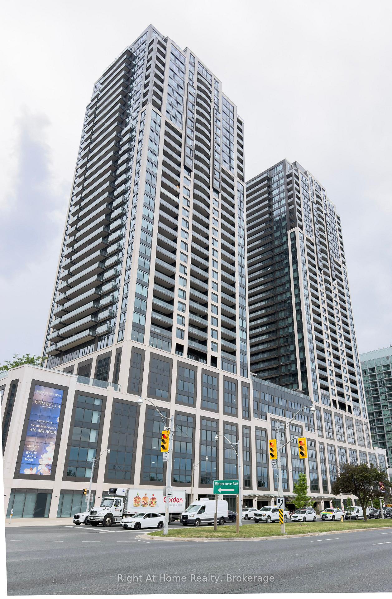 1928 Lakeshore Boulevard W 2808, Toronto W01, ON M6S 0B1