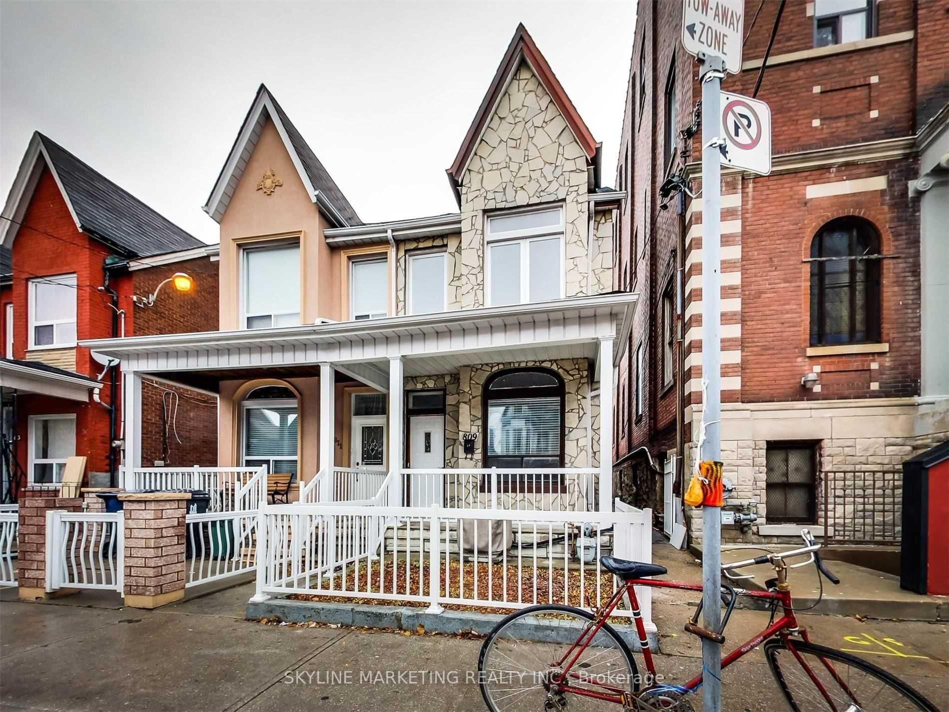 809 Dovercourt Road Upper, Toronto W02, ON M6H 2X4