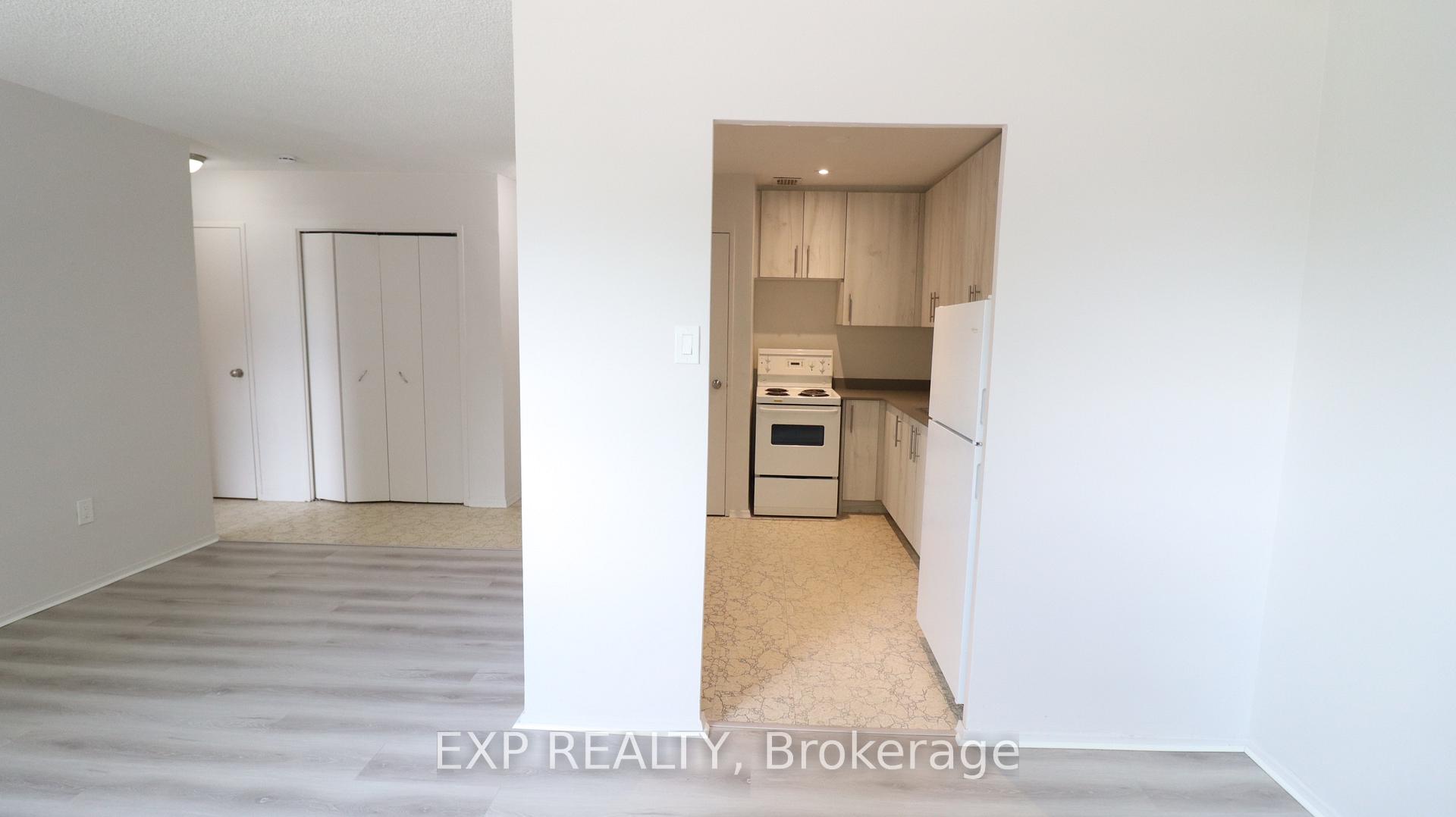 84 Second Street 102, Orangeville, ON L9W 2C3
