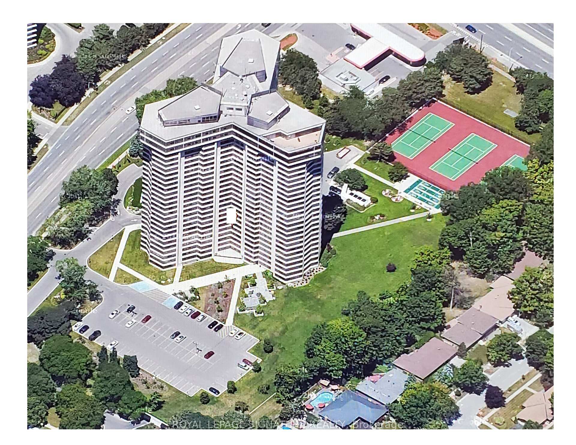 1300 Bloor Street 907, Mississauga, ON L4Y 3Z2