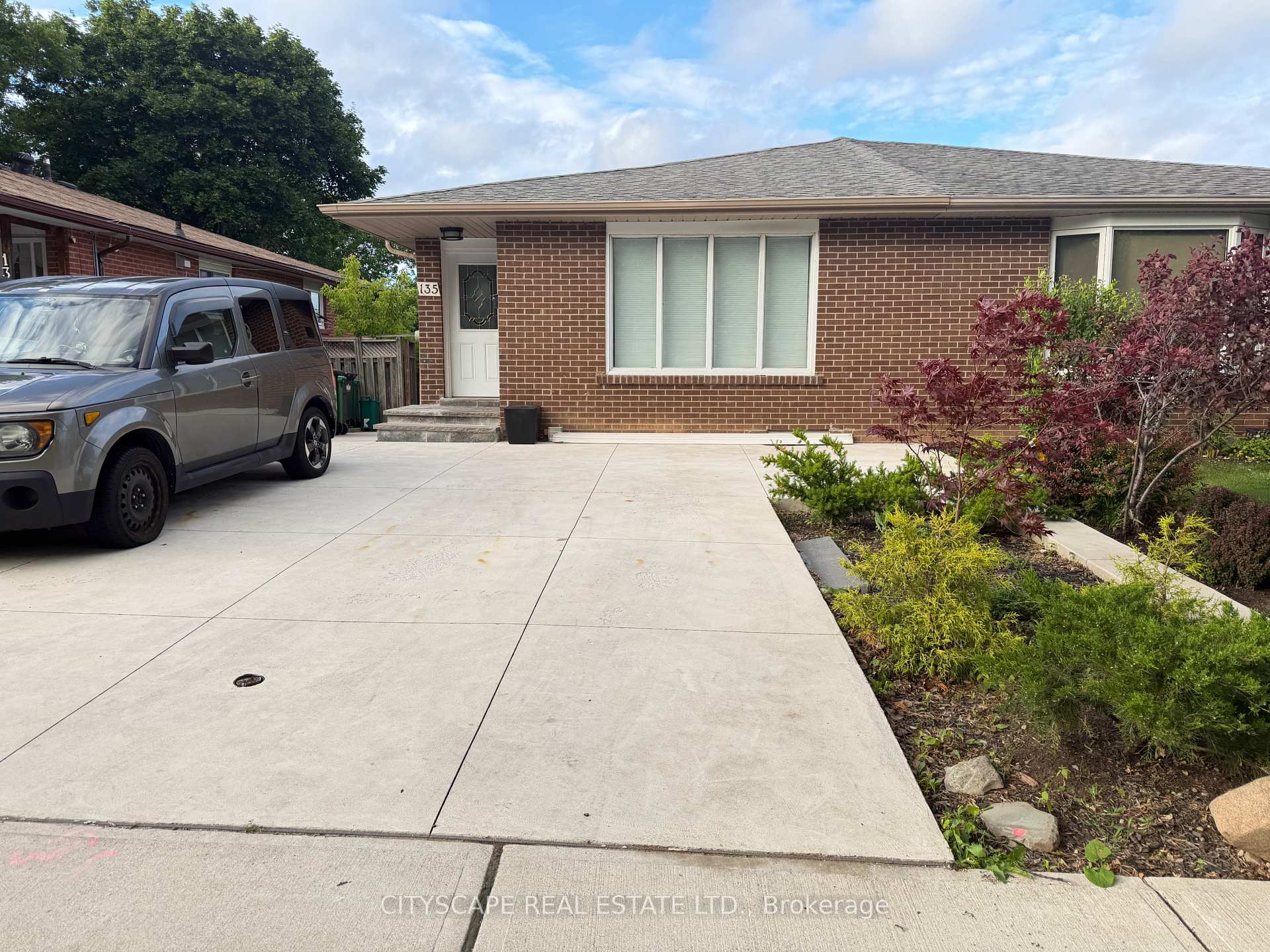 135 Bonham Bsmt Boulevard BSMT A, Mississauga, ON L5M 1C8