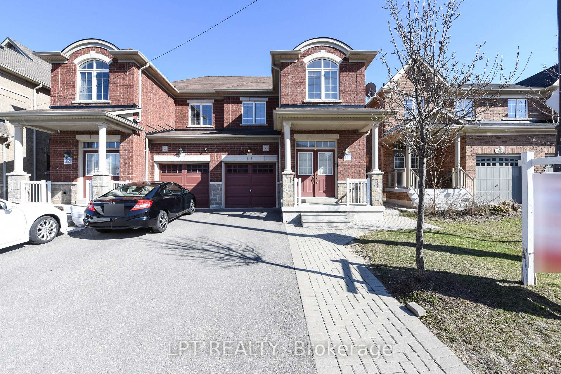 93 Templehill Road B, Brampton, ON L6R 3S1