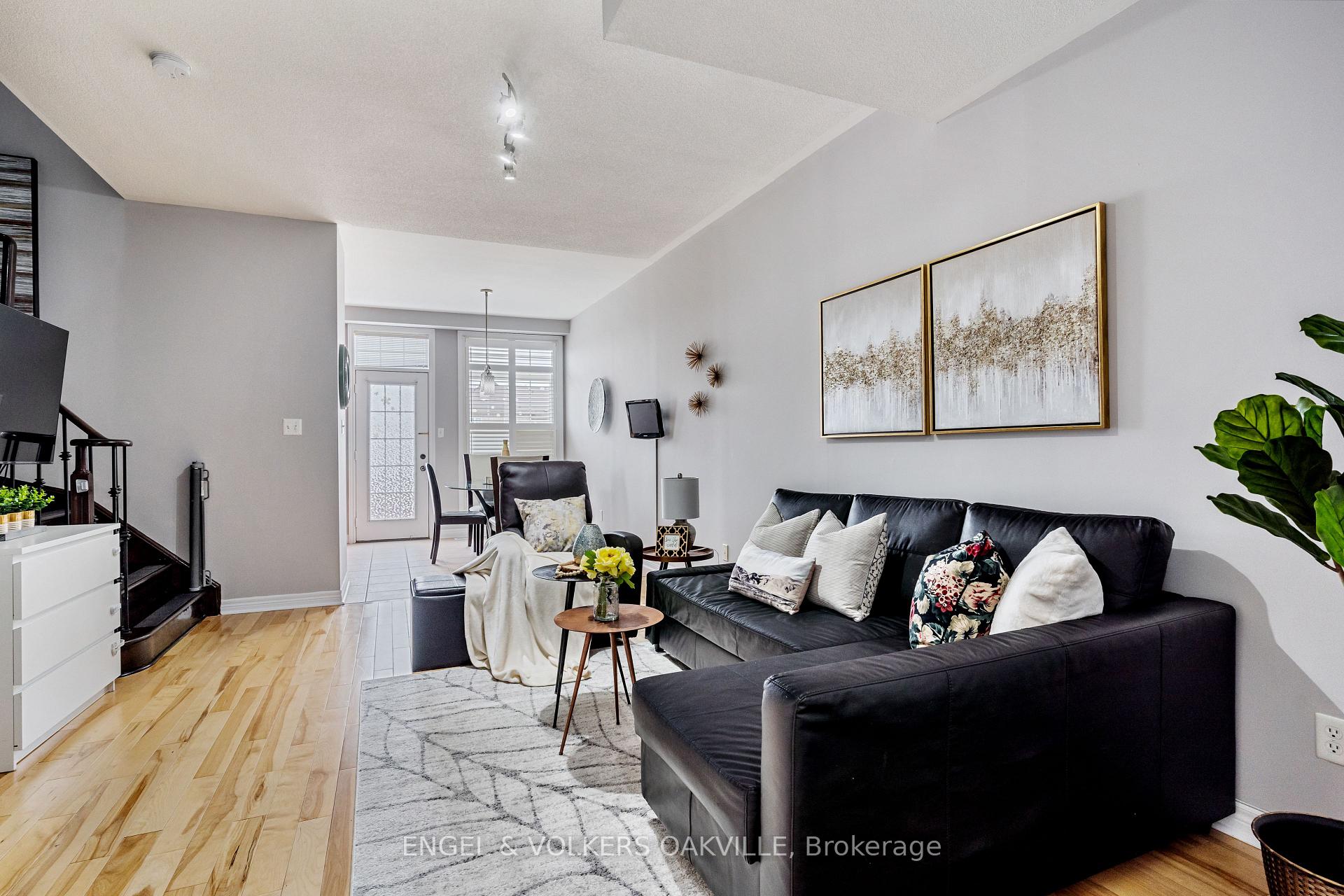 72 Pefferlaw Circle, Brampton, ON L6Y 0L6