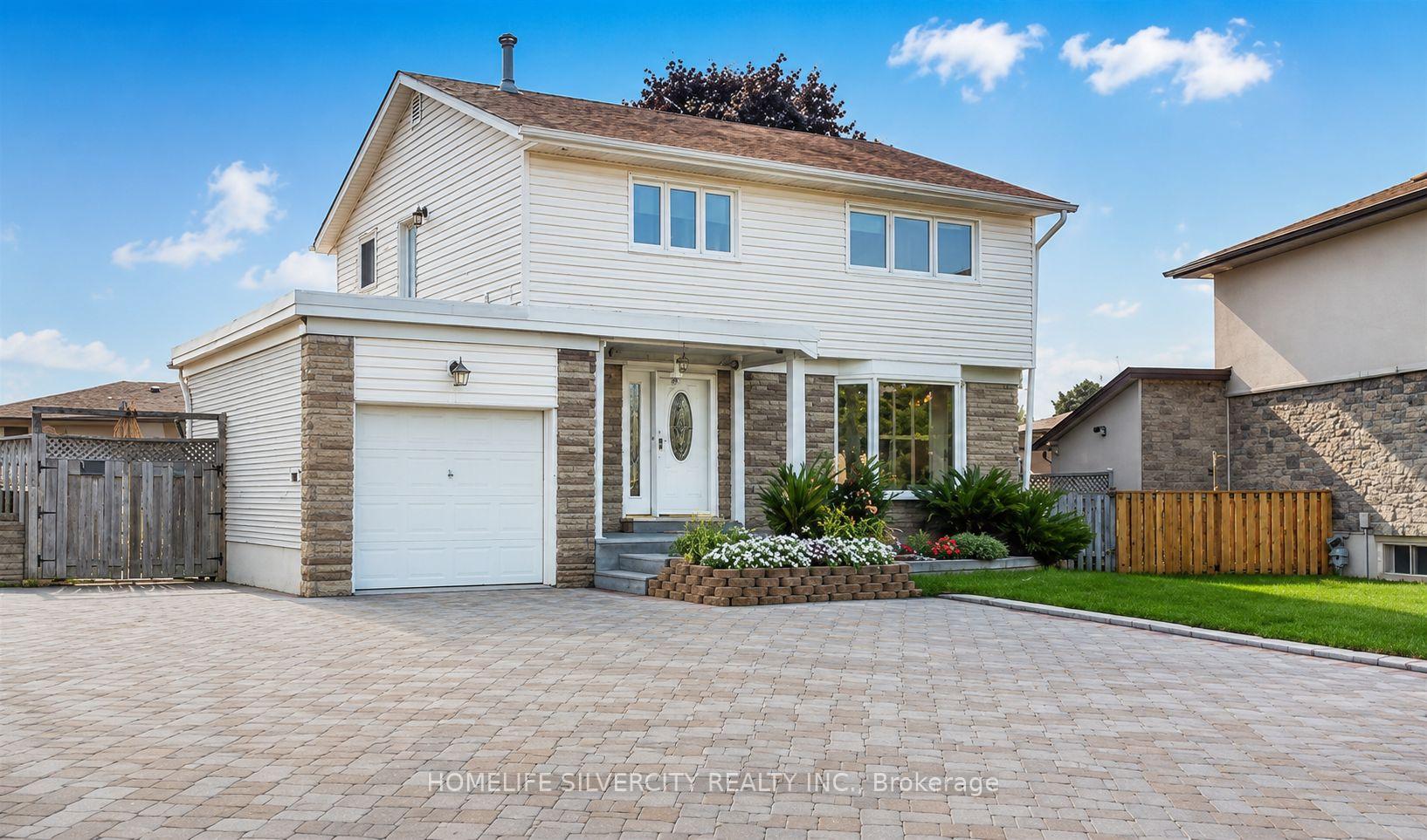 9 Hardwick Drive, Brampton, ON L6W 2Z5