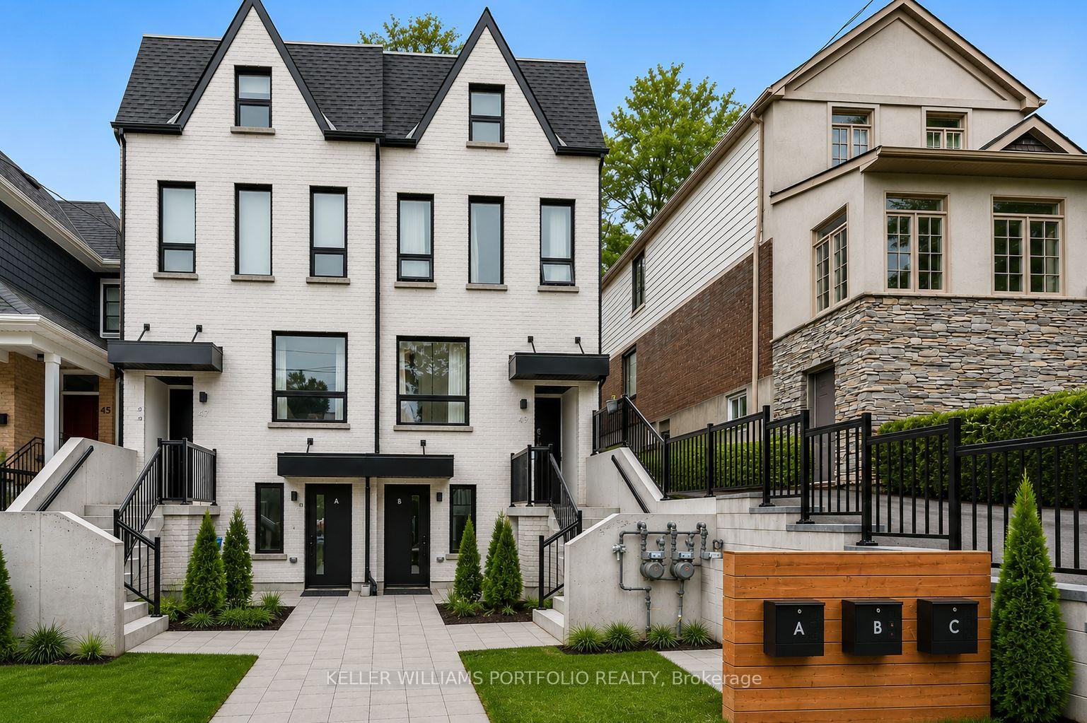 49 Morningside Avenue Unit C, Toronto W01, ON M6S 1C6