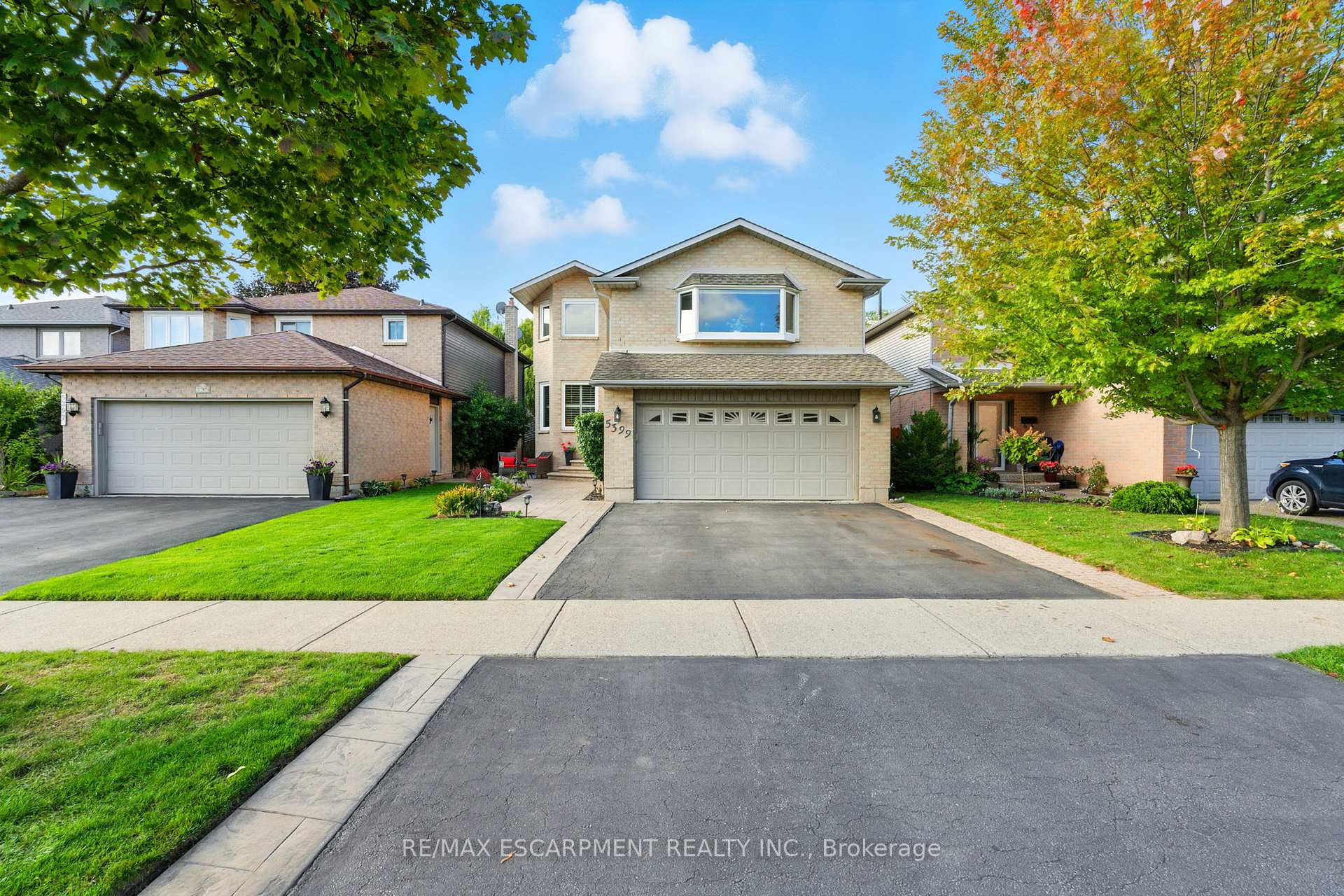 5399 Sheldon Park Drive, Burlington, ON L7L 5W9