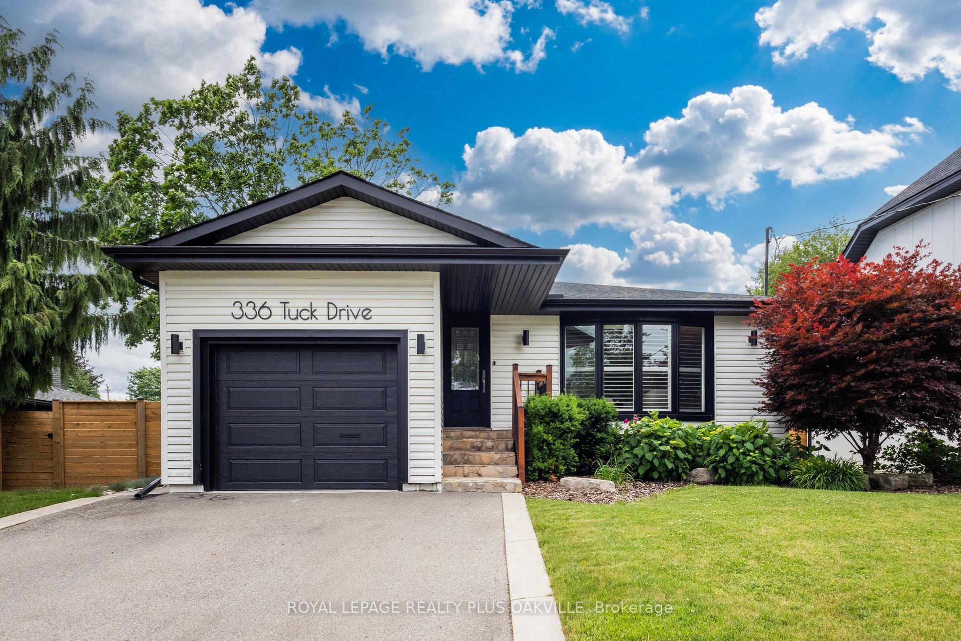 336 Tuck Drive, Burlington, ON L7L 2R3