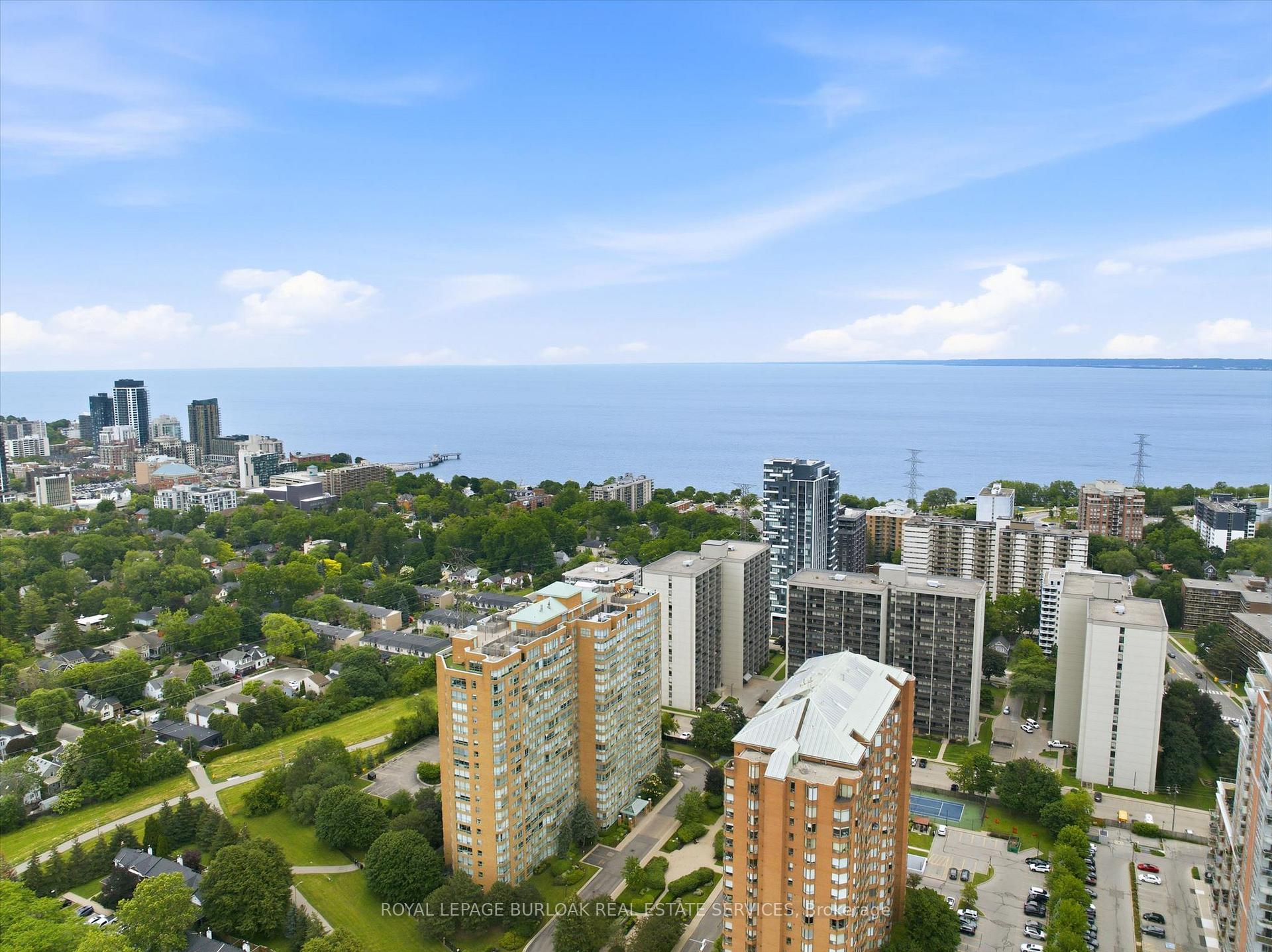 1276 Maple Crossing Boulevard 110, Burlington, ON L7S 2J9