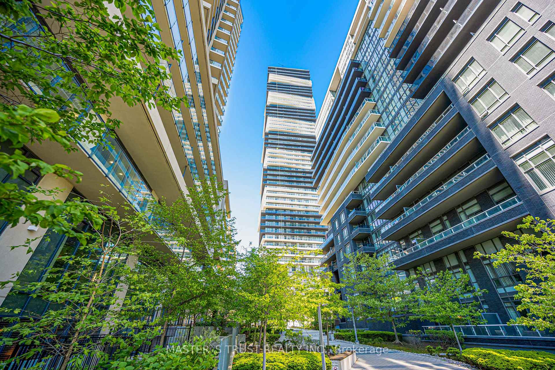 56 Annie Craig Drive #1109, Toronto W06, ON M8V 0C8