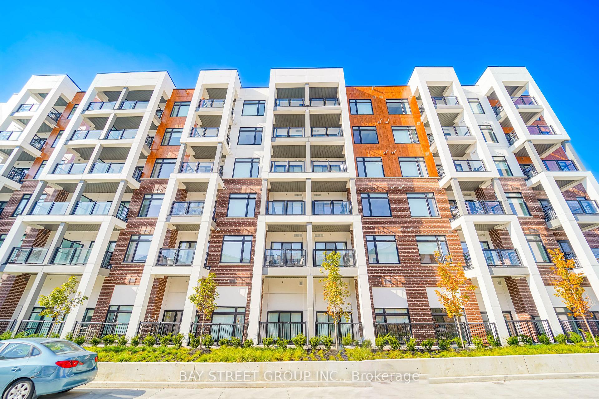 165 Canon Jackson Drive 508, Toronto W04, ON M6M 0C4